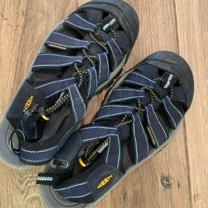 Women’s Keen sandals size 7